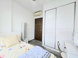 Watercolours (D18), Condominium #448125921